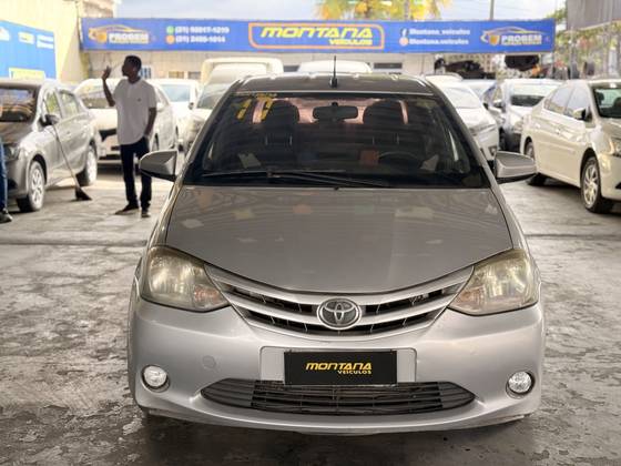 TOYOTA ETIOS 1.5 XS 16V FLEX 4P AUTOMÁTICO TOYOTA ETIOS 1.5 XS 16V FLEX 4P AUTOMÁTICO